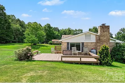 7107 Rolling Hills Drive, Sherrills Ford, NC 28673 - Photo 11