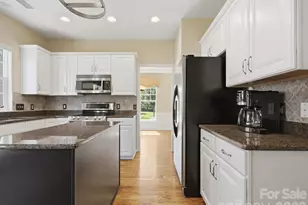 6747 Fieldstone Manor Dr, Matthews, NC 28105 - Photo 23