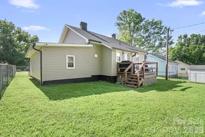 102 Madora Street, Mount Holly, NC 28120 - Photo 19