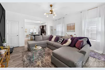 1031 Plaza Walk Drive, Charlotte, NC 28215 - Photo 5