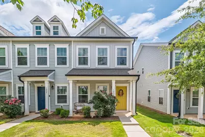 1031 Plaza Walk Drive, Charlotte, NC 28215 - Photo 1