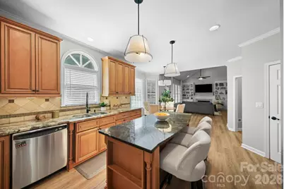 11204 Tavernay Parkway, Charlotte, NC 28262 - Photo 7