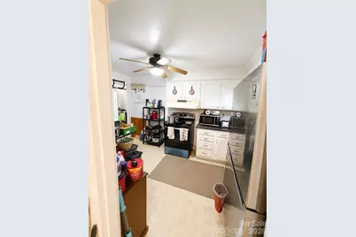 4310 Gillespie Court, Charlotte, NC 28205 - Photo 5