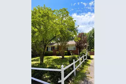 4310 Gillespie Court, Charlotte, NC 28205 - Photo 9