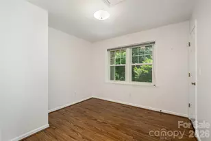 615 Goldview Dr, Hendersonville, NC 28791 - Photo 29