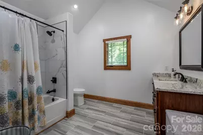 86 Holiday Drive, Hendersonville, NC 28739 - Photo 17