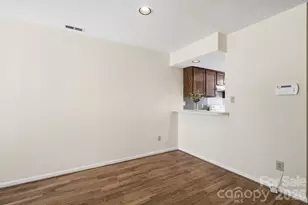 2954 Iron Gate Ln, Charlotte, NC 28212 - Photo 9