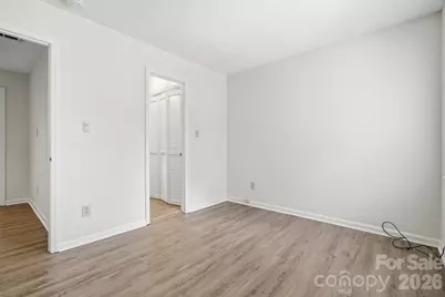 2954 Iron Gate Lane, Charlotte, NC 28212 - Photo 15