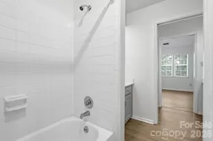 2954 Iron Gate Ln, Charlotte, NC 28212 - Photo 25