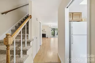 2954 Iron Gate Ln, Charlotte, NC 28212 - Photo 5