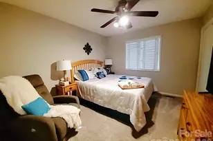 318 Rutledge Rd, Mount Holly, NC 28120 - Photo 15