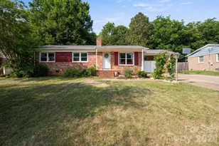 203 Kenwood Dr, Shelby, NC 28150 - Photo 1