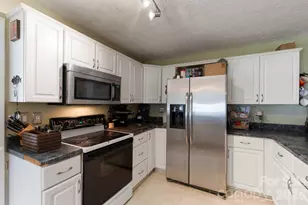 203 Kenwood Dr, Shelby, NC 28150 - Photo 9