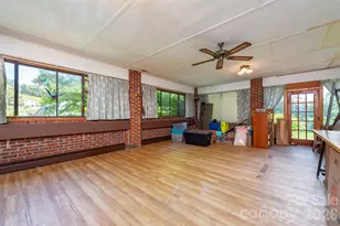 637 Fisher Ln, Marshall, NC 28753 - Photo 15