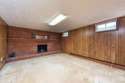 637 Fisher Lane, Marshall, NC 28753 - Photo 25
