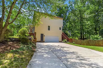 6933 Albaneen Court, Charlotte, NC 28215 - Photo 37