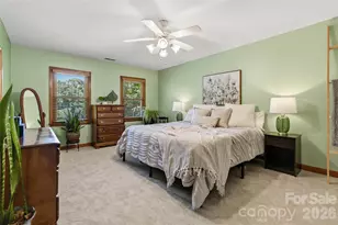 6933 Albaneen Ct, Charlotte, NC 28215 - Photo 29