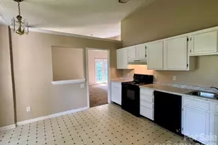 8029 Glencannon Dr, Charlotte, NC 28227 - Photo 5