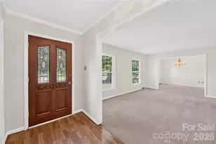 6801 Rambling Rose Dr, Charlotte, NC 28212 - Photo 3