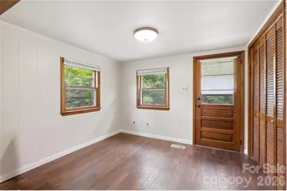 1013 7th Street NE, Hickory, NC 28601 - Photo 11