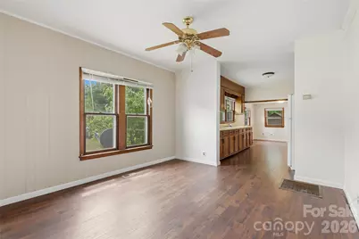 1013 7th Street NE, Hickory, NC 28601 - Photo 7