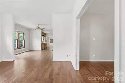 1013 7th Street NE, Hickory, NC 28601 - Photo 13