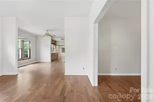 1013 7th St NE, Hickory, NC 28601 - Photo 13
