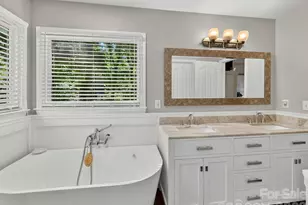 4411 Poplar Grove Dr, Charlotte, NC 28269 - Photo 31