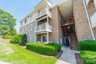 9519 University Terrace Dr, Charlotte, NC 28262 - Photo 7