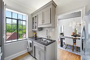 301 W 10th St, Charlotte, NC 28202 - Photo 11