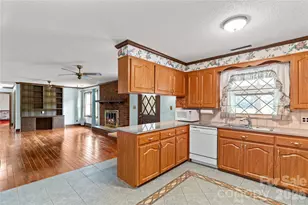 117 Fonda Rd, Statesville, NC 28677 - Photo 5