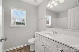 8401 Redstone View Dr, Charlotte, NC 28269 - Photo 13