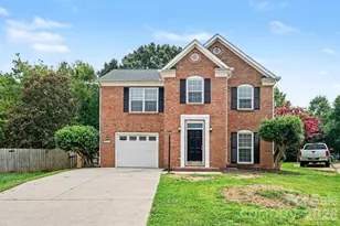 8401 Redstone View Dr, Charlotte, NC 28269 - Photo 1