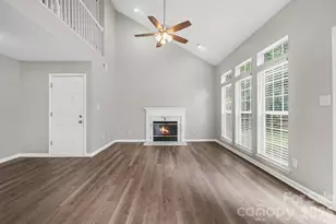 8401 Redstone View Dr, Charlotte, NC 28269 - Photo 3