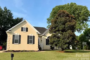 4025 Bamborough Dr, Fort Mill, SC 29715 - Photo 1