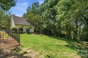 2106 Caleo Cir, Charlotte, NC 28270 - Photo 39