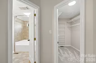 2106 Caleo Cir, Charlotte, NC 28270 - Photo 25