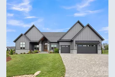 582 Daniel Circle Drive, Mills River, NC 28759 - Photo 1