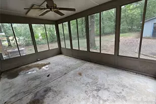 11488 Beagle St, Midland, NC 28107 - Photo 19