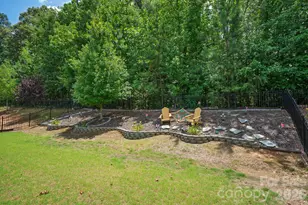 720 Yellow Jessamine Dr, Clover, SC 29710 - Photo 17