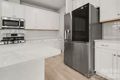 13905 Castle Nook Drive, Charlotte, NC 28273 - Photo 9