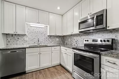 6125 Gray Gate Lane #A, Charlotte, NC 28210 - Photo 7