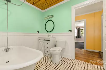 100 Cannon Drive, Hendersonville, NC 28792 - Photo 19