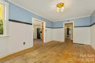 100 Cannon Dr, Hendersonville, NC 28792 - Photo 11