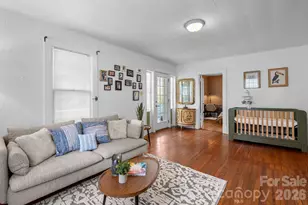 60 Annandale Ave, Asheville, NC 28801 - Photo 9