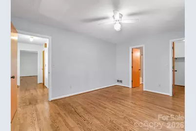 122 Birchwood Drive, Hendersonville, NC 28739 - Photo 19