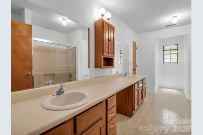 122 Birchwood Drive, Hendersonville, NC 28739 - Photo 31
