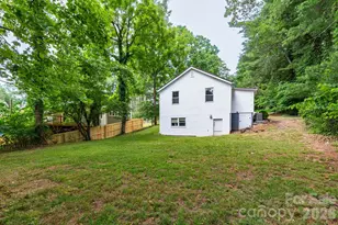 129 Shelburne Rd, Asheville, NC 28806 - Photo 21
