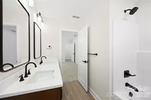 204 Knollwood Cir, Albemarle, NC 28001 - Photo 29