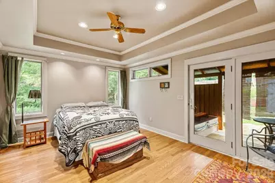 196 E French Broad Street, Brevard, NC 28712 - Photo 9